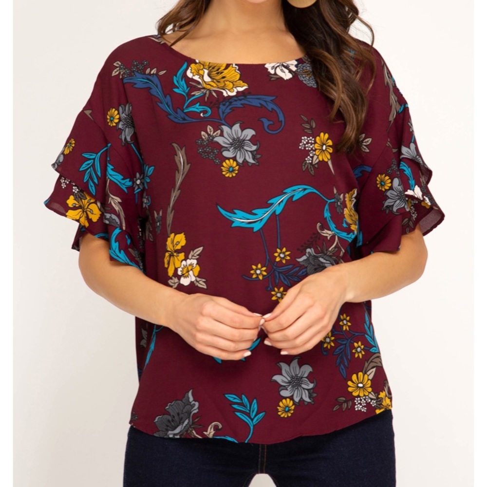 NWT! She + Sky Floral Ruffle Sleeve Blouse